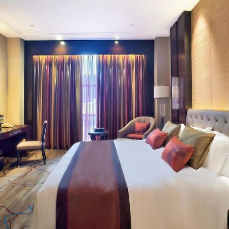 Shenzhen Baohengda International Hotel Exterior photo